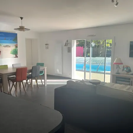 La Floralie, Piscine Chauffee, Wifi, 2km Σπίτι διακοπών *