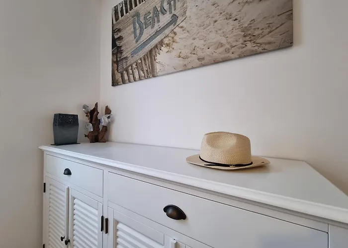 Holiday home La Floralie, Piscine Chauffee, Wifi, 2km *